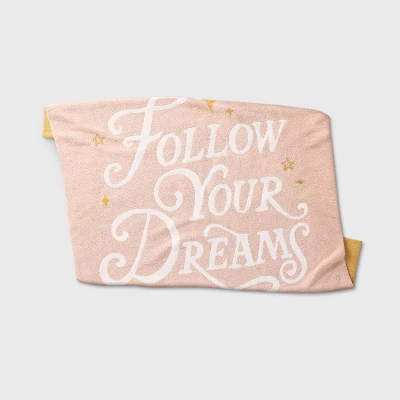 Princess 'Follow Your Dreams' Kids' Throw Blanket - The Disney Collection By Pillowfort™ 5 Princess 'Follow Your Dreams' Kids' Throw Blanket - The Disney Collection By Pillowfort™ - Image 5