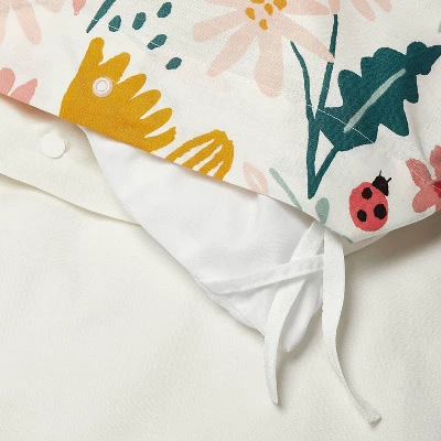 Garden Floral Kids' Duvet Cover - Pillowfort™ 2 Garden Floral Kids' Duvet Cover - Pillowfort™ - Image 2