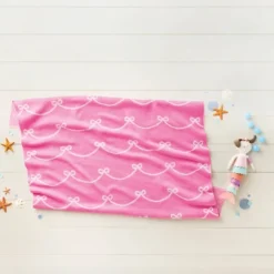 48"x58" Pretty Bow Kids' Throw Blanket Pink - Pillowfort™