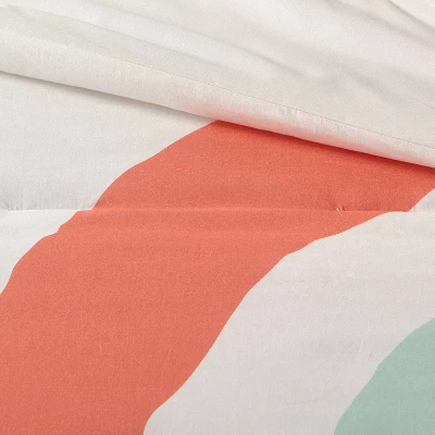 Toddler Placed Rainbow Print Kids' Comforter - Pillowfort™ 2 Toddler Placed Rainbow Print Kids' Comforter - Pillowfort™ - Image 2