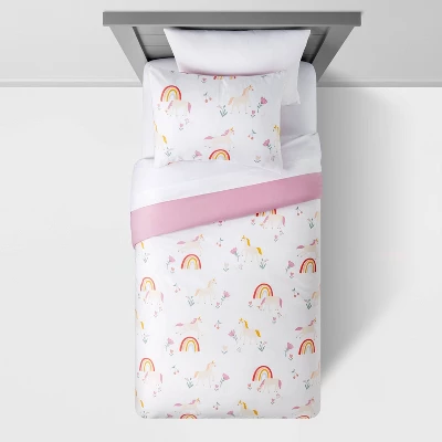 Kids' Duvet Unicorn Cover - Pillowfort™ 2 Kids' Duvet Unicorn Cover - Pillowfort™ - Image 2