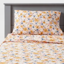 Vintage Floral Print Cotton Kids' Sheet Set - Pillowfort™ 7 Vintage Floral Print Cotton Kids' Sheet Set - Pillowfort™ -Baby House GUEST 6d20106b bca3 4f6d a563 3234b9188927