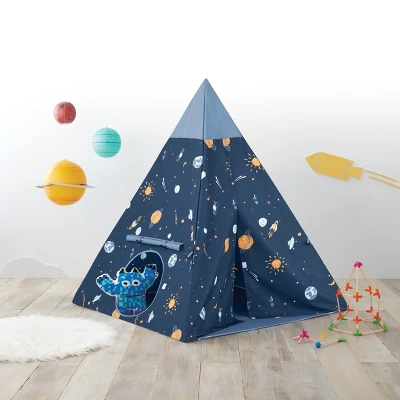 3' Faux Fur Round Kids' Rug White - Pillowfort™ 5 3' Faux Fur Round Kids' Rug White - Pillowfort™ - Image 5