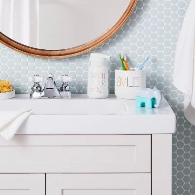 Kids' Toothbrush Holder Smile - Pillowfort™ 1 Kids' Toothbrush Holder Smile - Pillowfort™