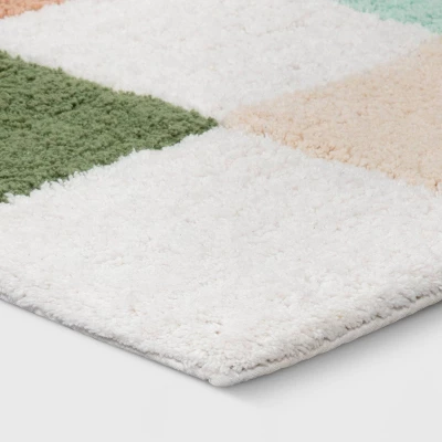 Checkered Kids' Bath Rug - Pillowfort™ 2 Checkered Kids' Bath Rug - Pillowfort™ - Image 2