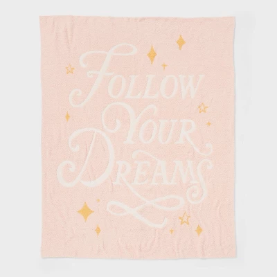 Princess 'Follow Your Dreams' Kids' Throw Blanket - The Disney Collection By Pillowfort™ 4 Princess 'Follow Your Dreams' Kids' Throw Blanket - The Disney Collection By Pillowfort™ - Image 4