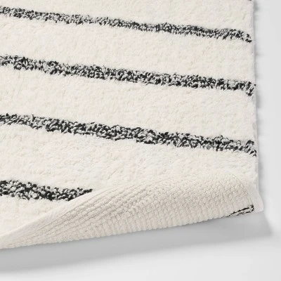 Striped Kids' Bath Rug Black & White - Pillowfort™ 3 Striped Kids' Bath Rug Black & White - Pillowfort™ - Image 3
