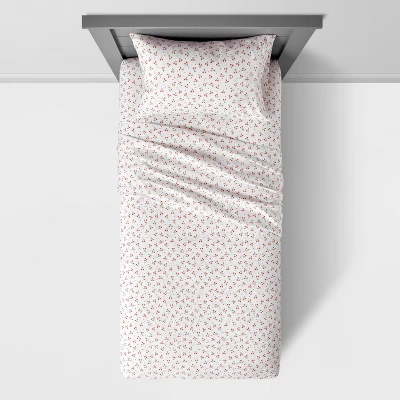 Cherry Microfiber Kids' Sheet Set - Pillowfort™ 2 Cherry Microfiber Kids' Sheet Set - Pillowfort™ - Image 2