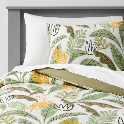 Botanical Print Kids' Duvet Cover Green - Pillowfort™ 5 Botanical Print Kids' Duvet Cover Green - Pillowfort™ - Image 5