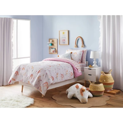 3' Faux Fur Round Kids' Rug White - Pillowfort™ 2 3' Faux Fur Round Kids' Rug White - Pillowfort™ - Image 2