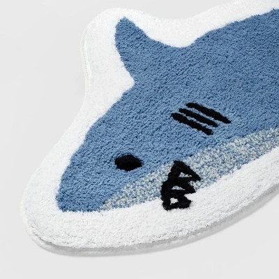 Shark Kids' Bath Rug - Pillowfort™ 2 Shark Kids' Bath Rug - Pillowfort™ - Image 2