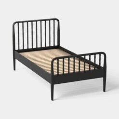 Twin Turned Wood Traditional Spindle Kids' Bed - Pillowfort™ 8 Twin Turned Wood Traditional Spindle Kids' Bed - Pillowfort™ -Baby House GUEST f5e8d3c5 b339 401e 9a54 0d837517569a